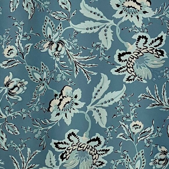 Vince Camuto Wrap Top Size Large. - Picture 4 of 4